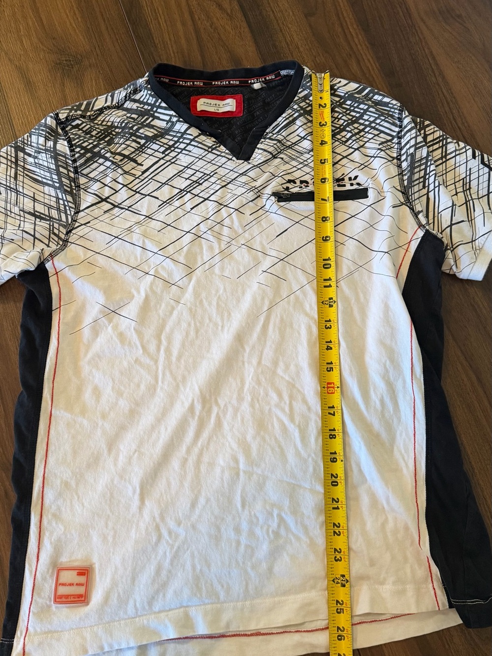 Projek Raw White & Black Graphic V‑Neck Men's Shirt